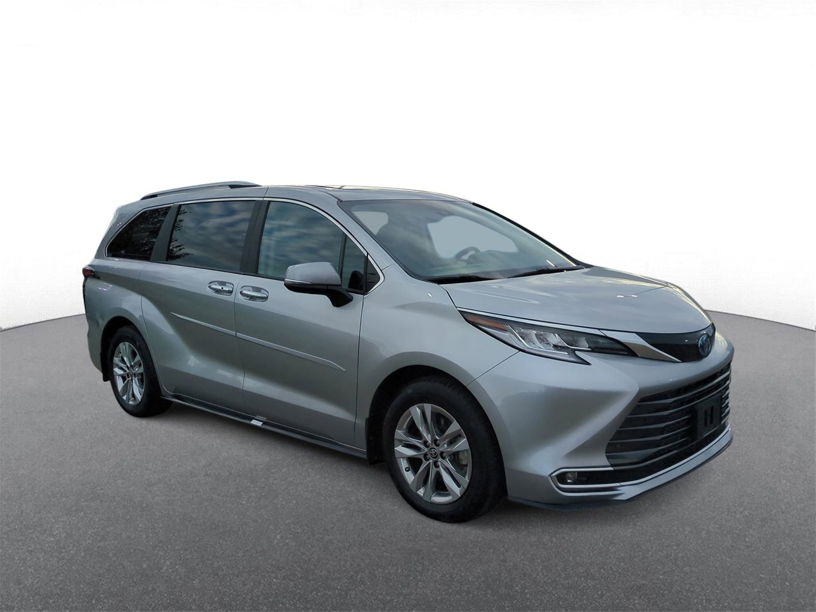 Thumbnail: 2024 Toyota Sienna - 2