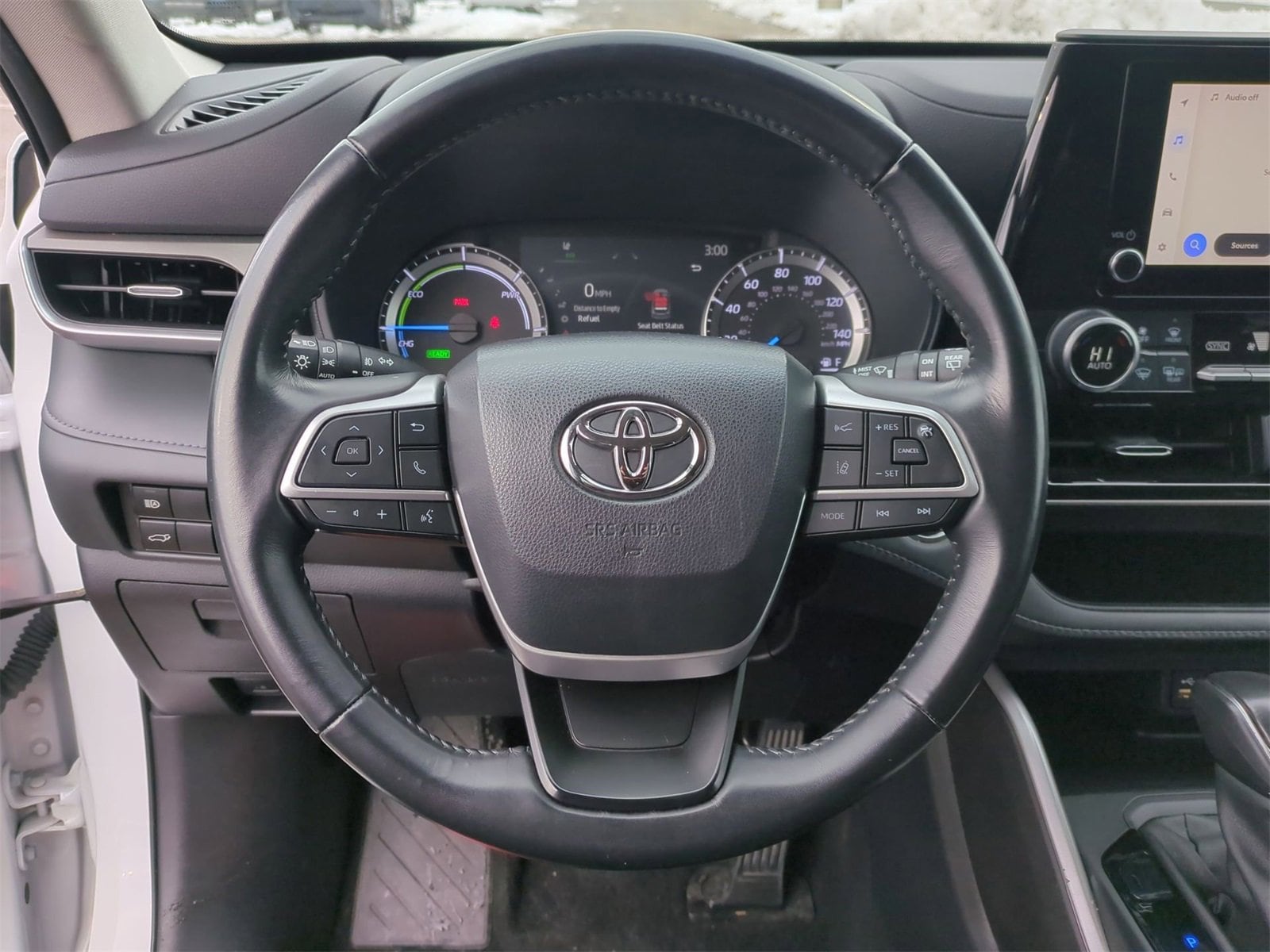 Thumbnail: 2023 Toyota Highlander - 22