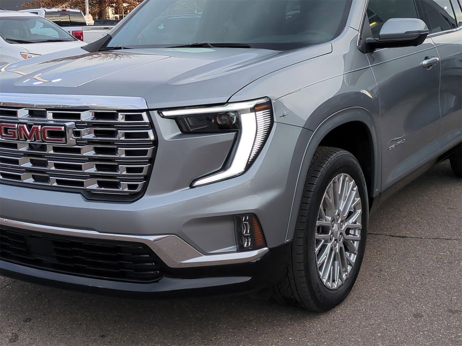 Thumbnail: 2024 GMC Acadia - 11