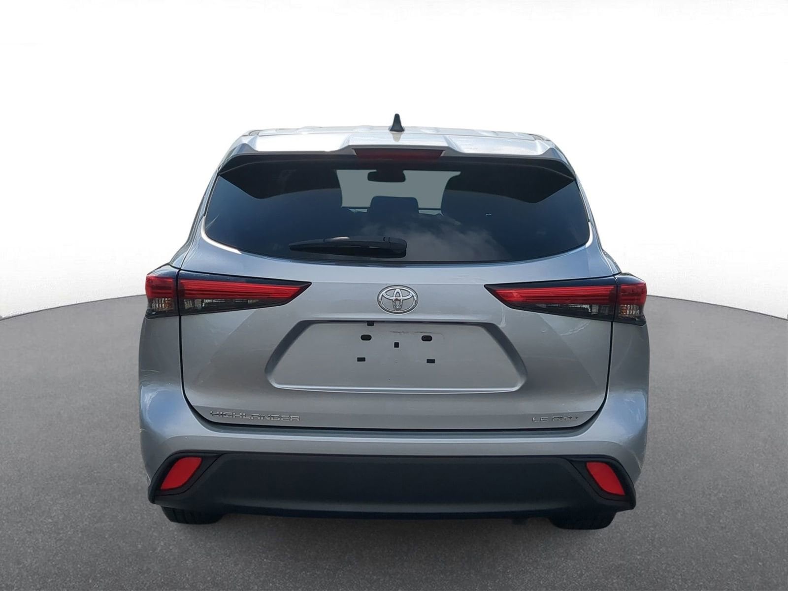 Thumbnail: 2023 Toyota Highlander - 7