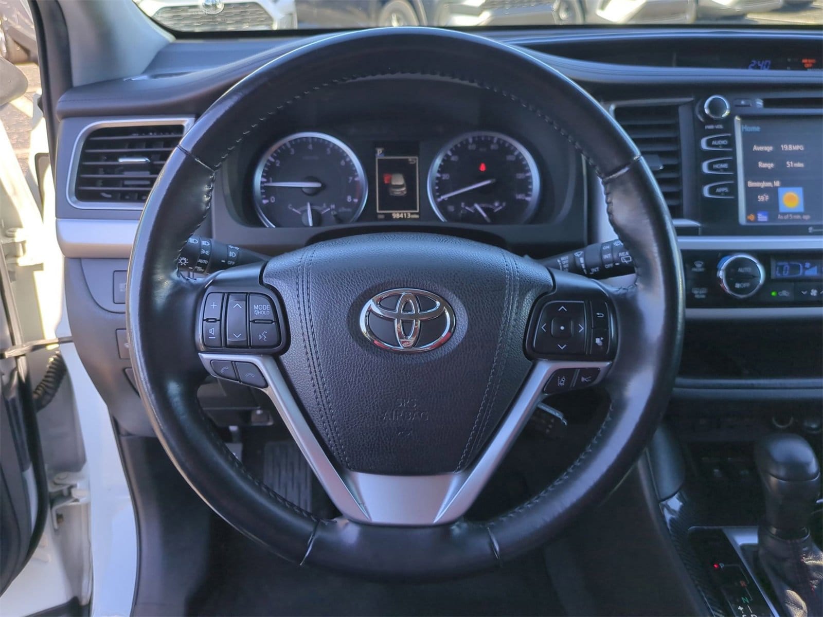 Thumbnail: 2019 Toyota Highlander - 23