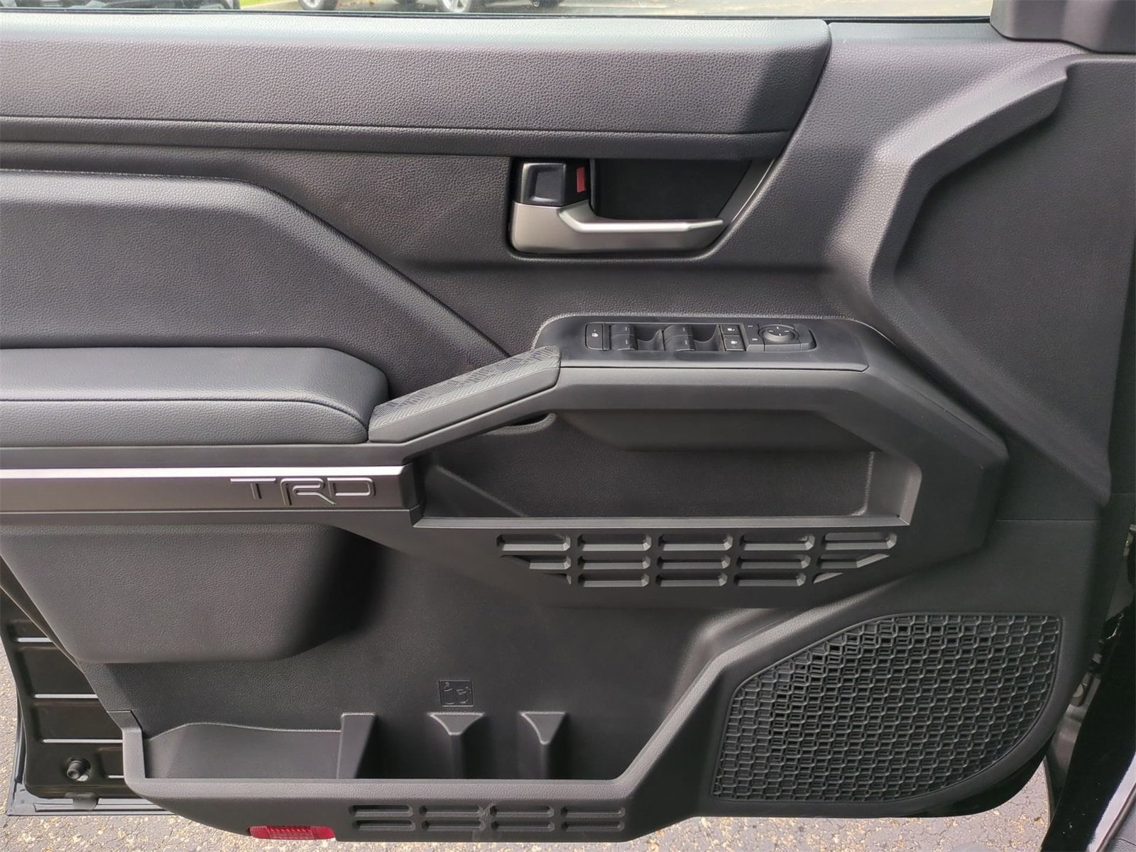 Thumbnail: 2025 Toyota Tacoma - 29