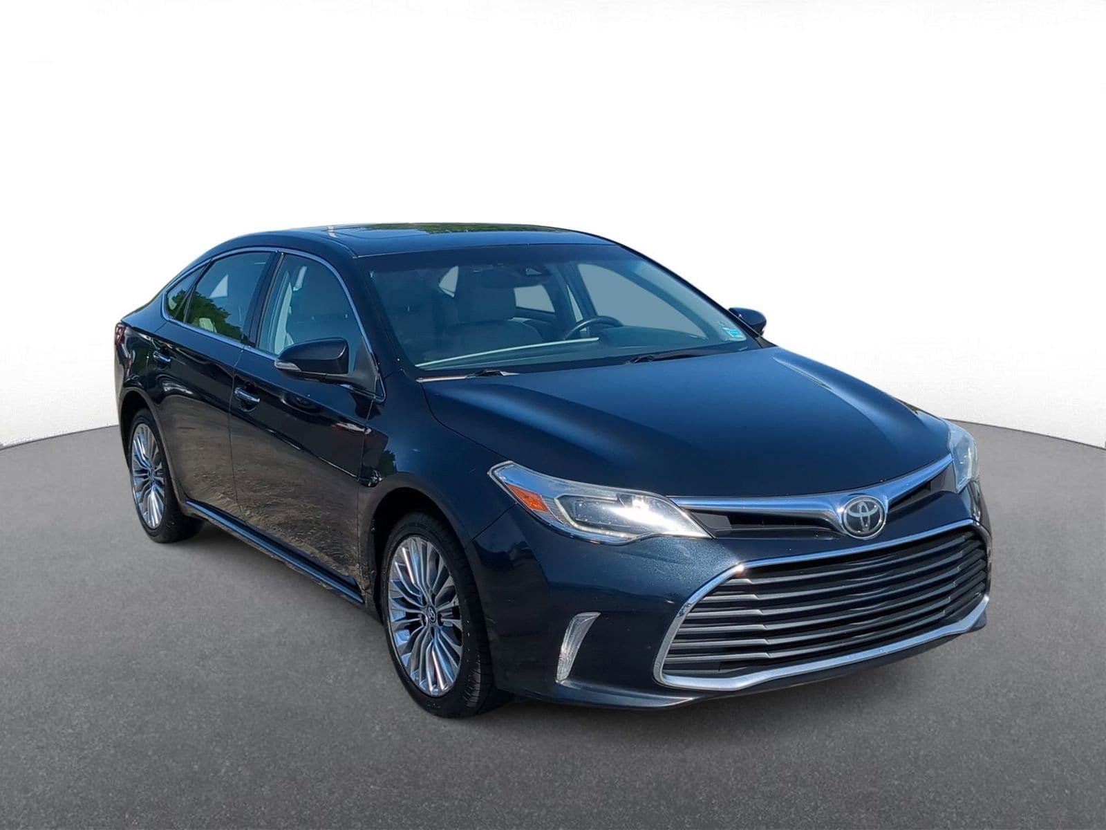 Thumbnail: 2017 Toyota Avalon - 2