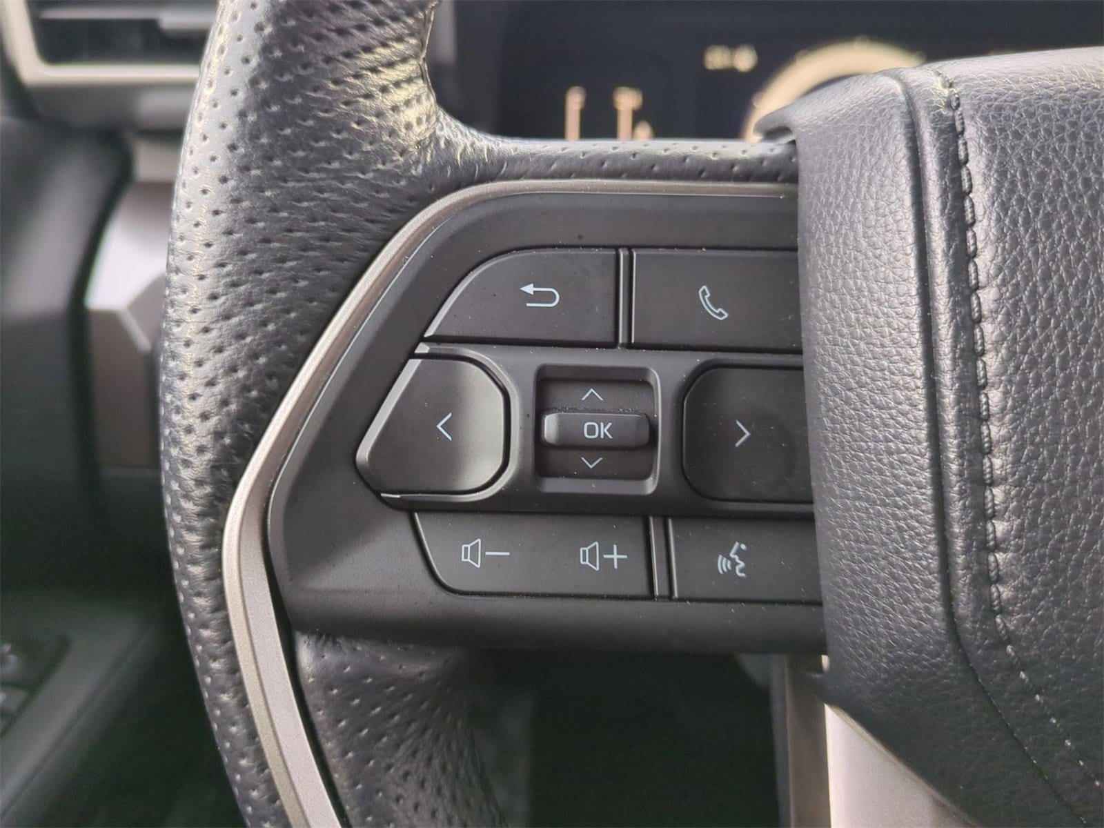 Thumbnail: 2024 Toyota Tacoma - 23