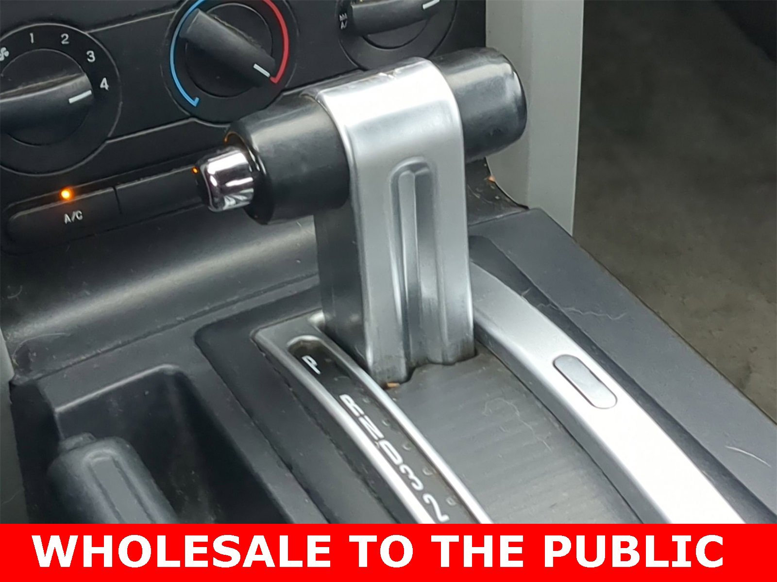 Thumbnail: 2006 Ford Mustang - 27