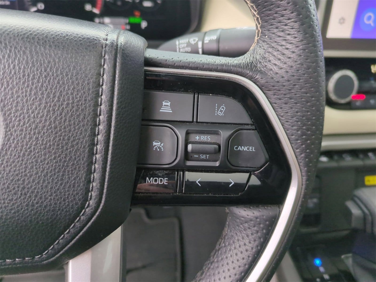 Thumbnail: 2023 Toyota Tundra - 25