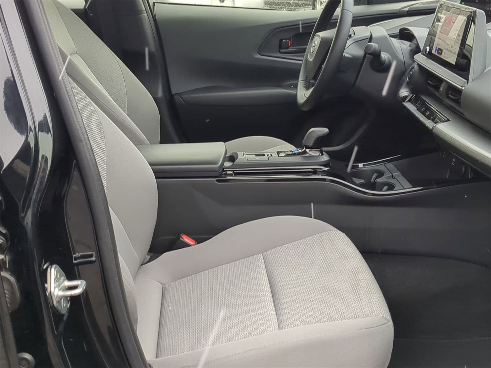 Thumbnail: 2024 Toyota Prius - 28