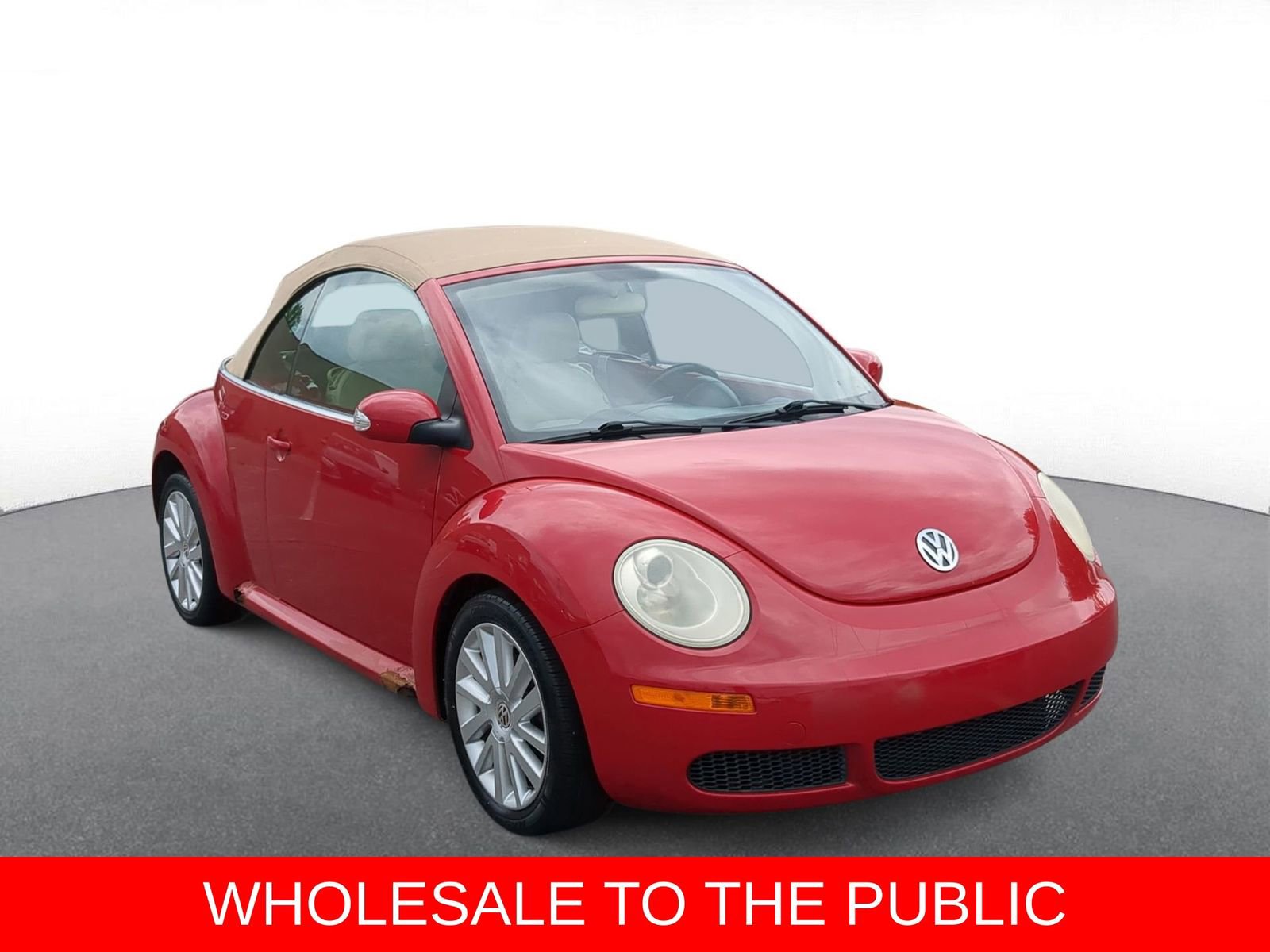 Used 2008 Volkswagen New Beetle SE with VIN 3VWRF31Y68M400551 for sale in Troy, MI