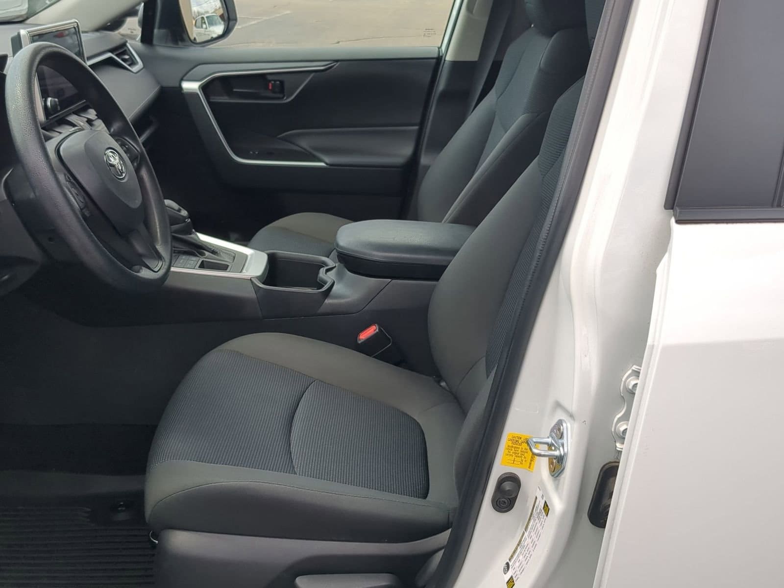 Thumbnail: 2023 Toyota RAV4 - 16