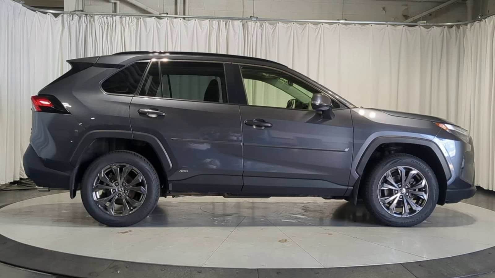 2024 Toyota RAV4 XLE Premium - Photo 9