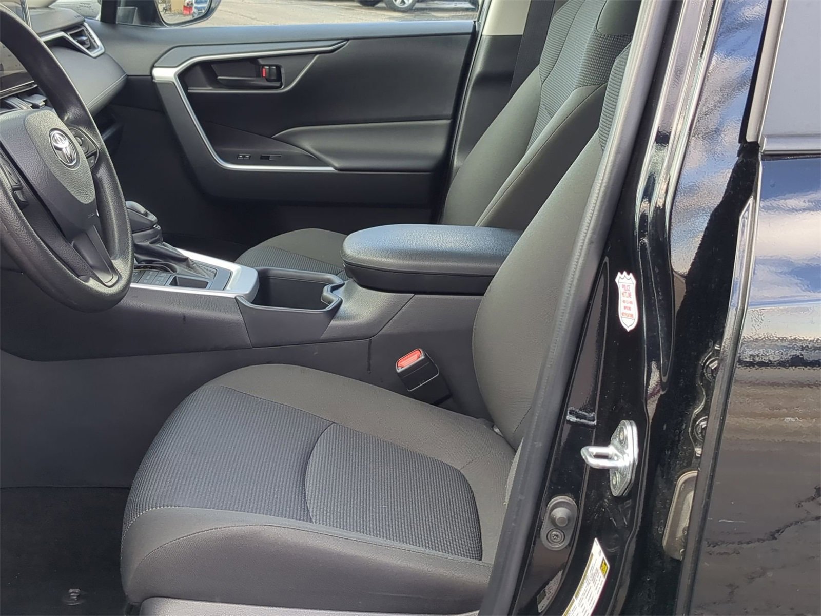 Thumbnail: 2025 Toyota RAV4 - 23