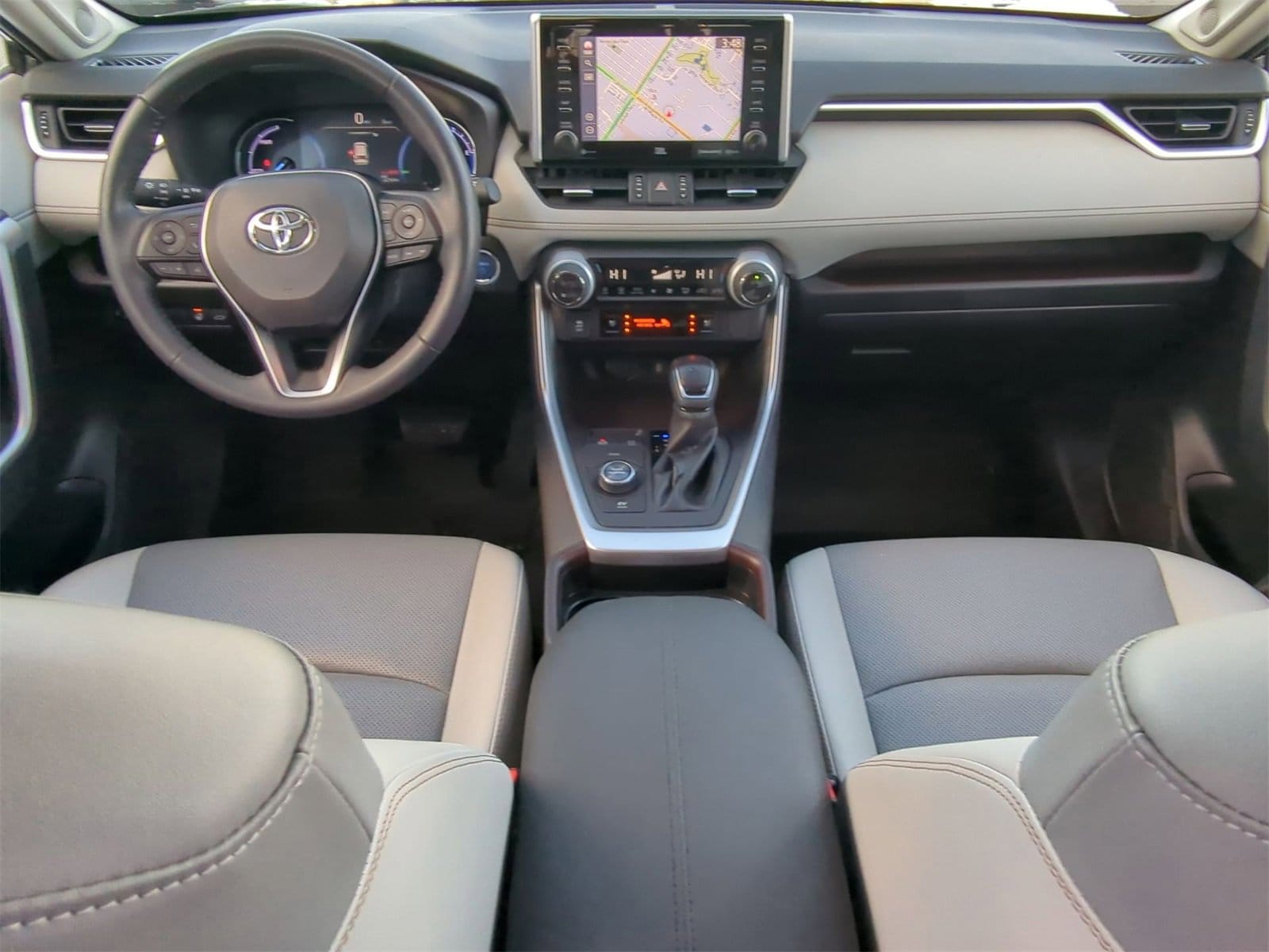 Thumbnail: 2020 Toyota RAV4 - 15