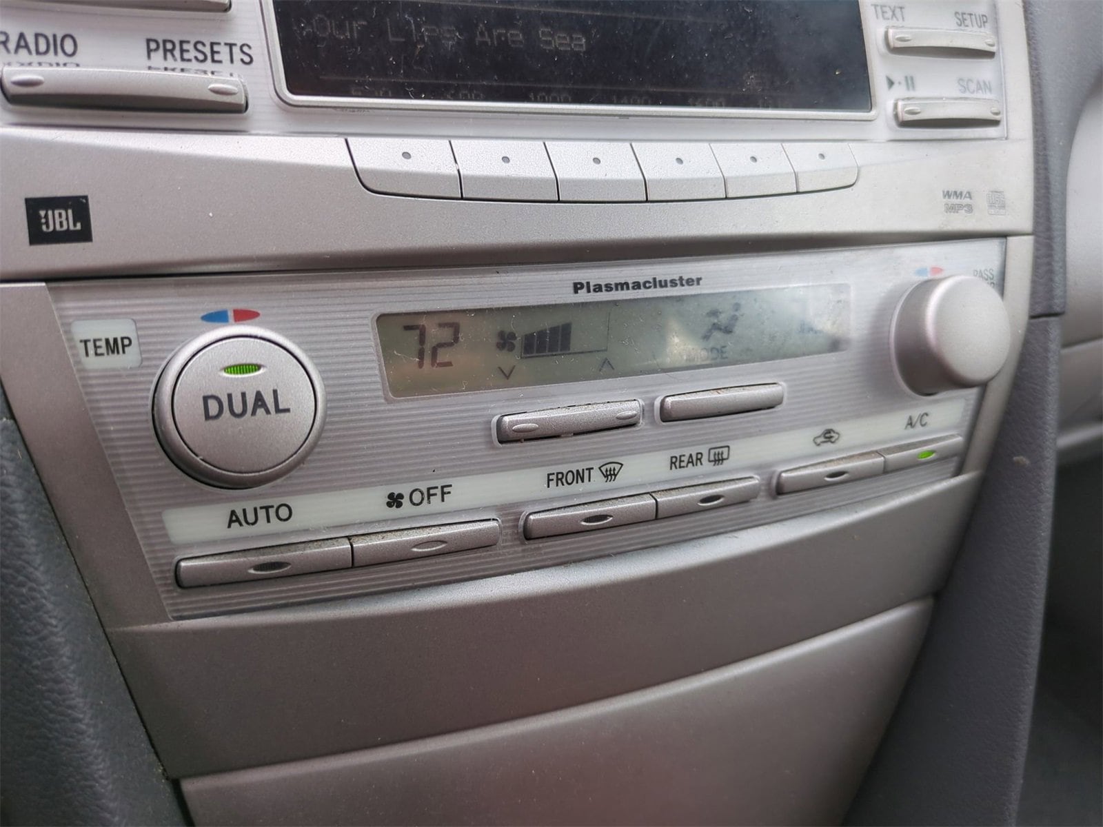 Thumbnail: 2010 Toyota Camry - 29