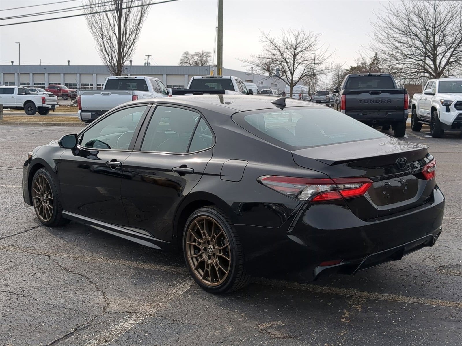 Thumbnail: 2023 Toyota Camry - 12