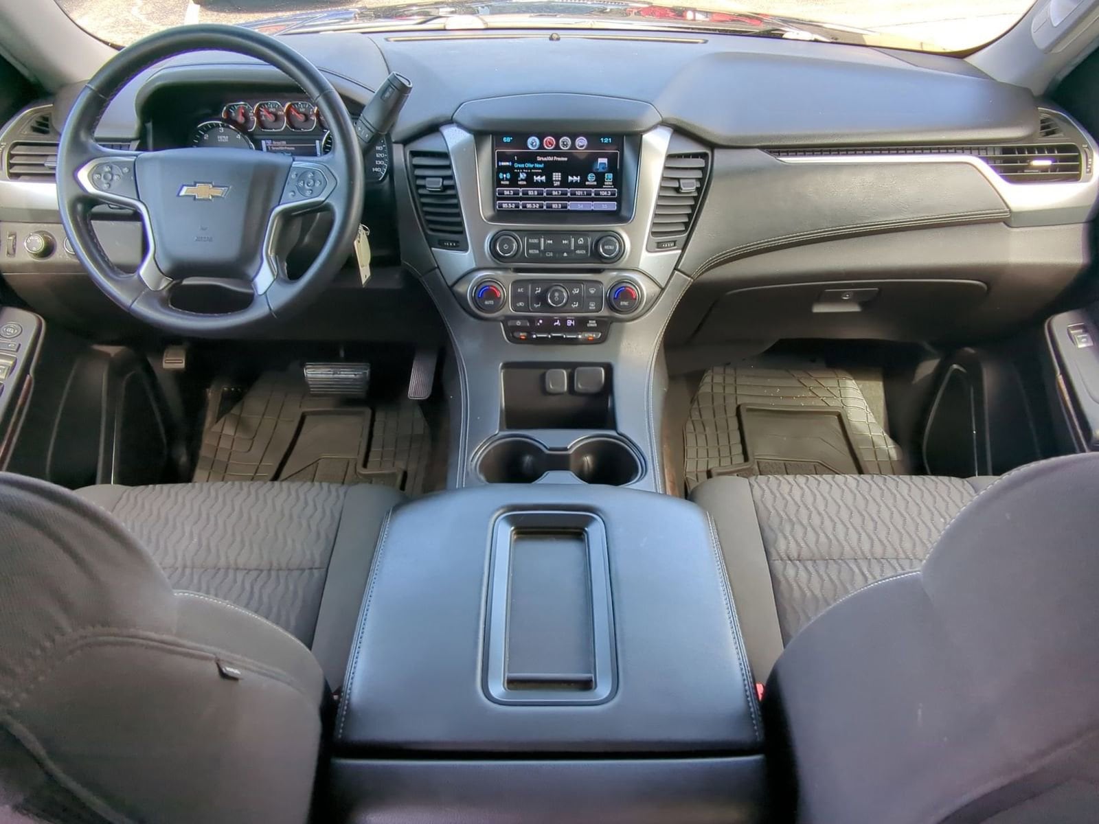 Thumbnail: 2017 Chevrolet Suburban - 15