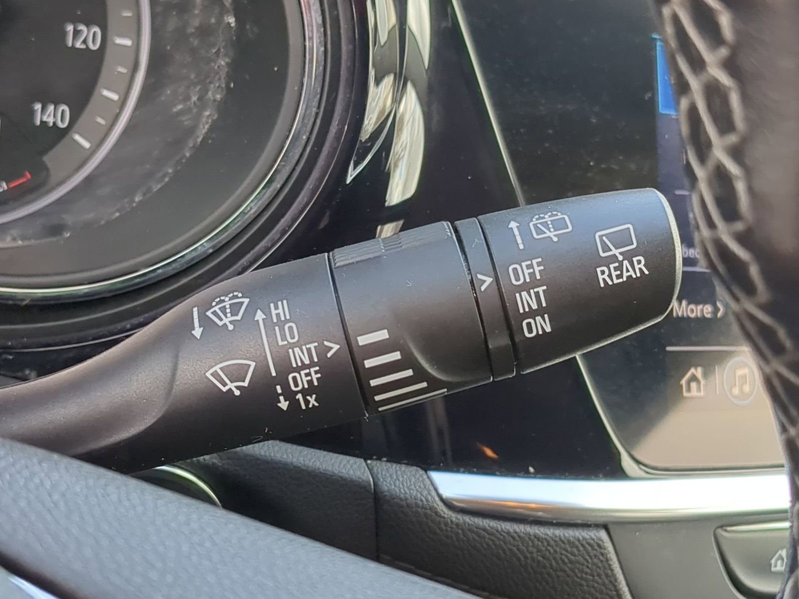 Thumbnail: 2020 Buick Encore GX - 25