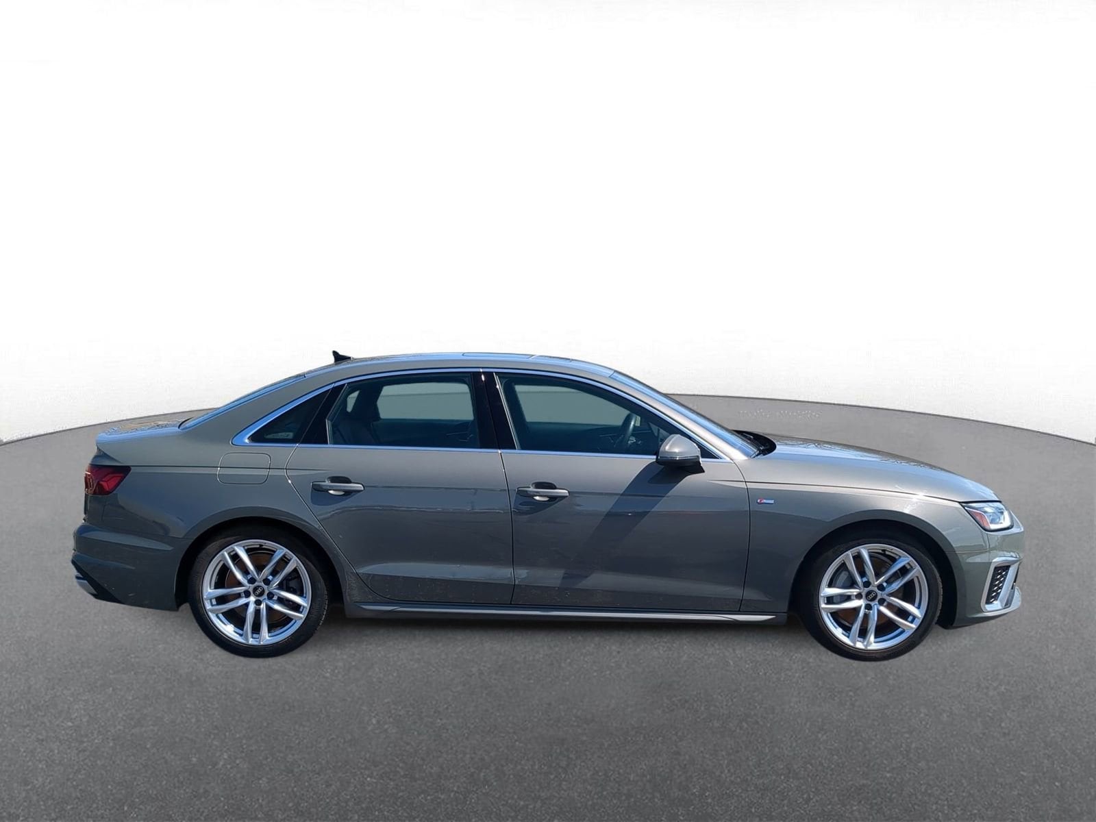 Thumbnail: 2023 Audi A4 - 9