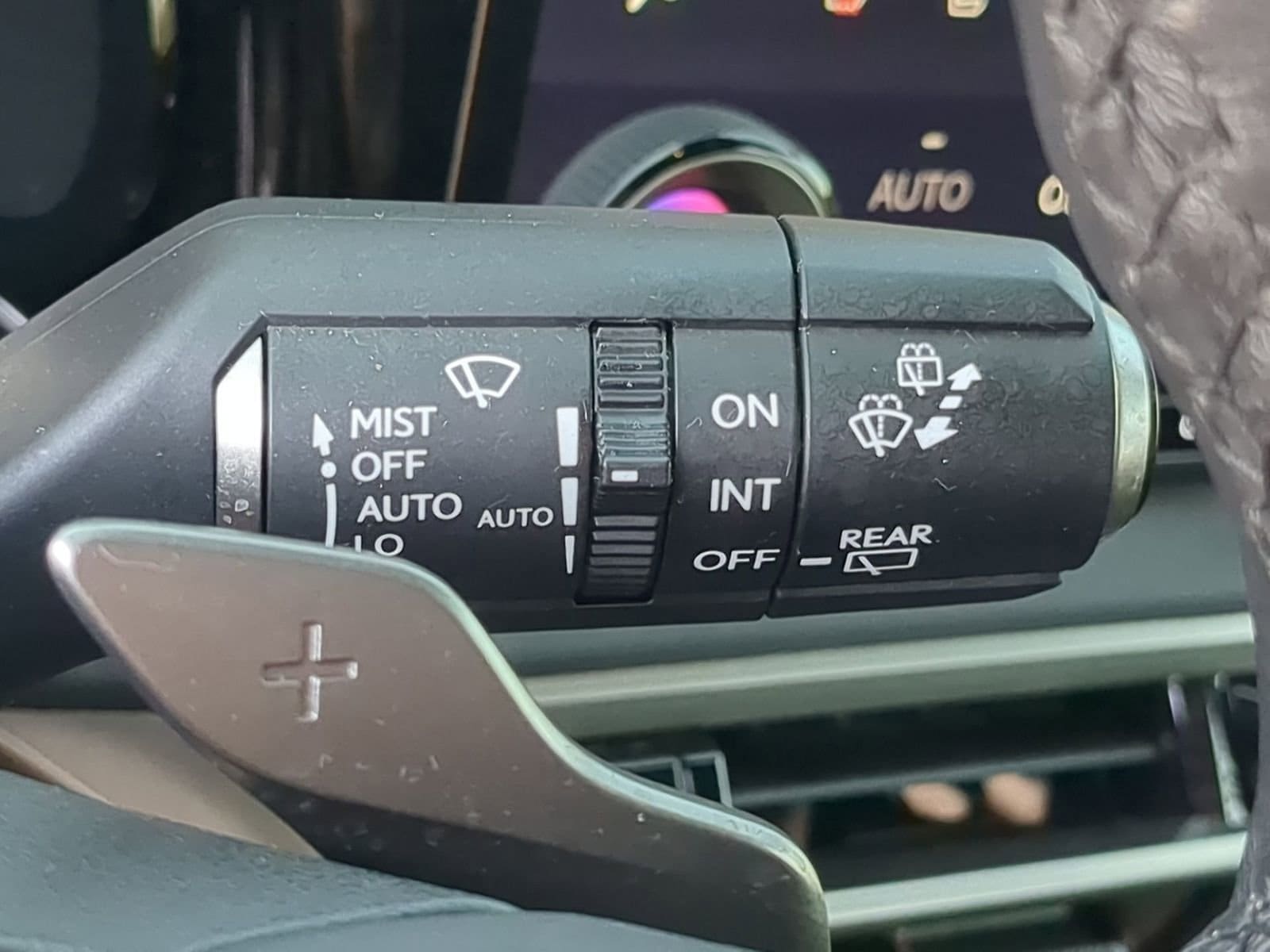 Thumbnail: 2024 Lexus RX - 25