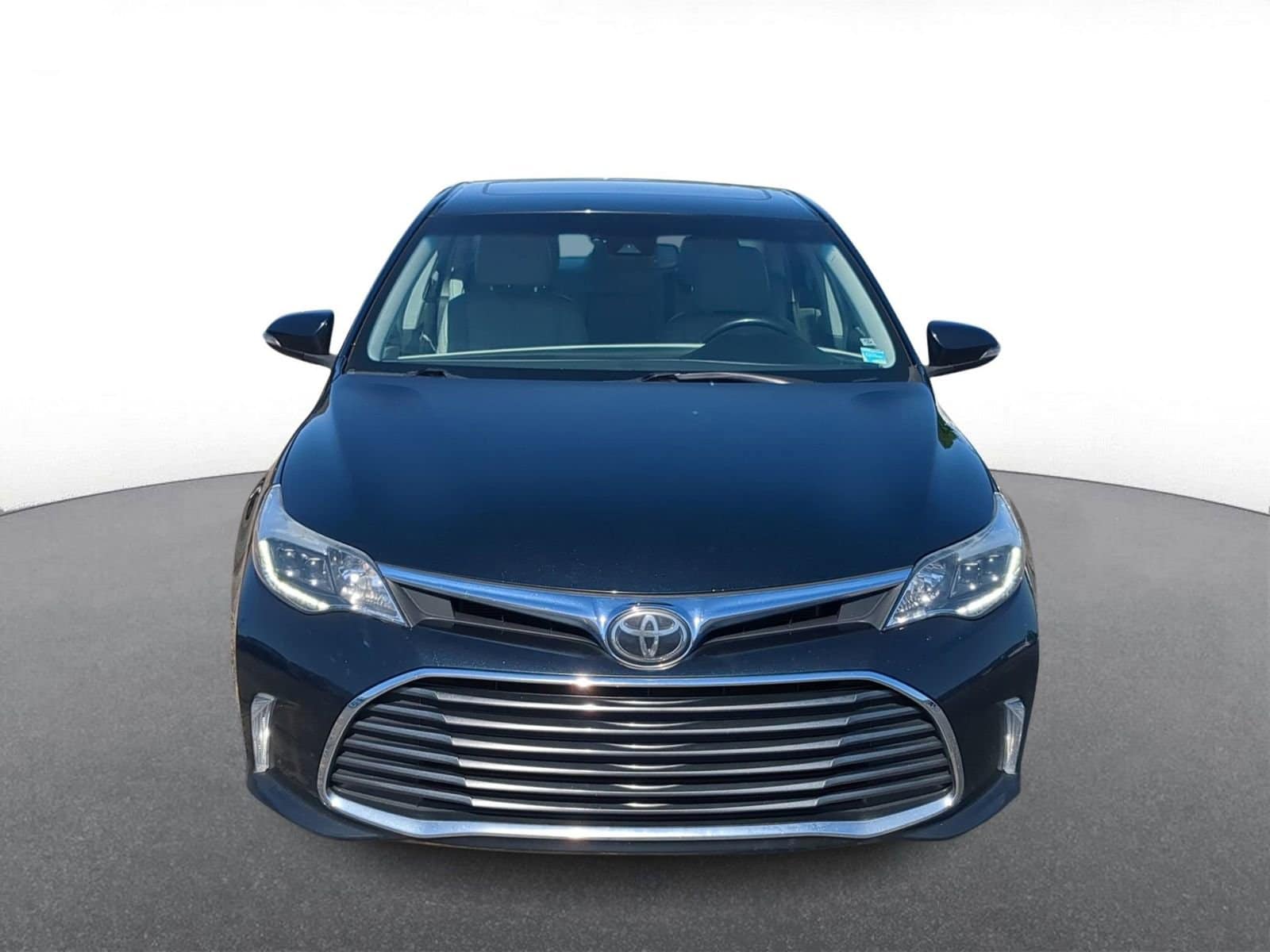 Thumbnail: 2017 Toyota Avalon - 3