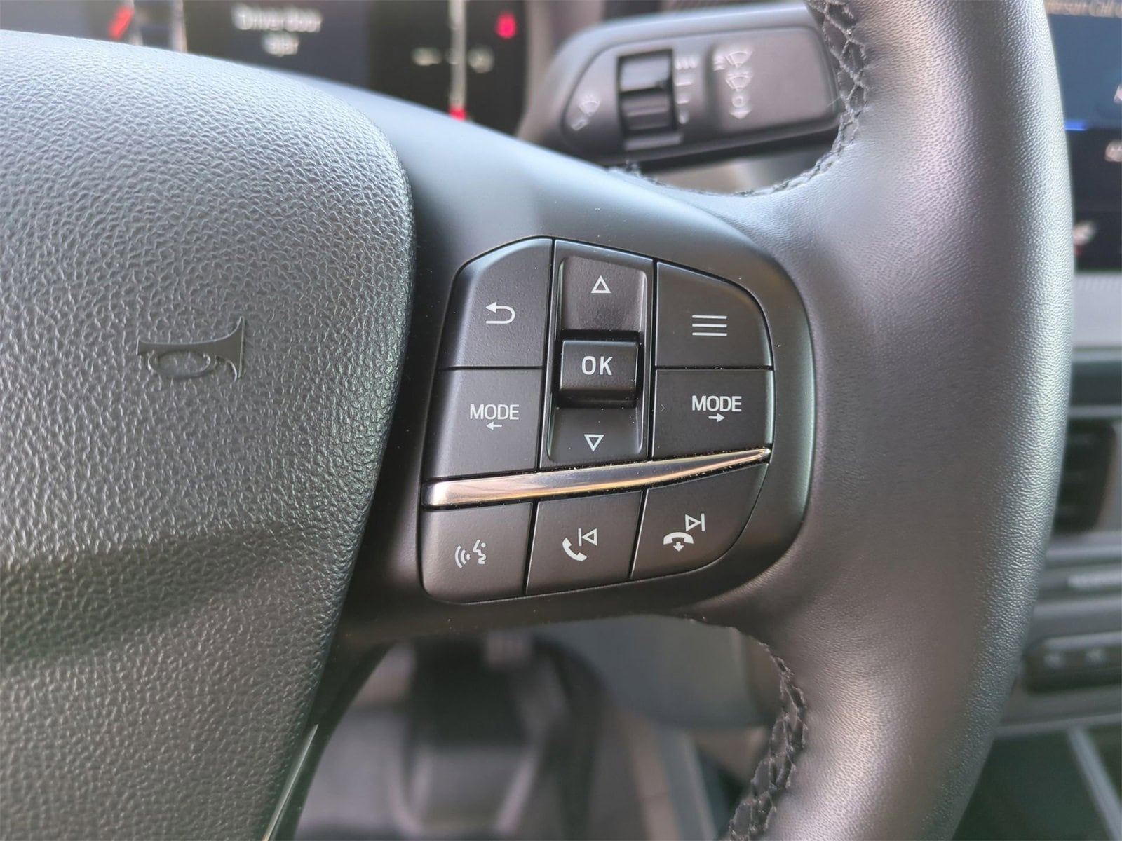 Thumbnail: 2025 Ford Maverick - 23