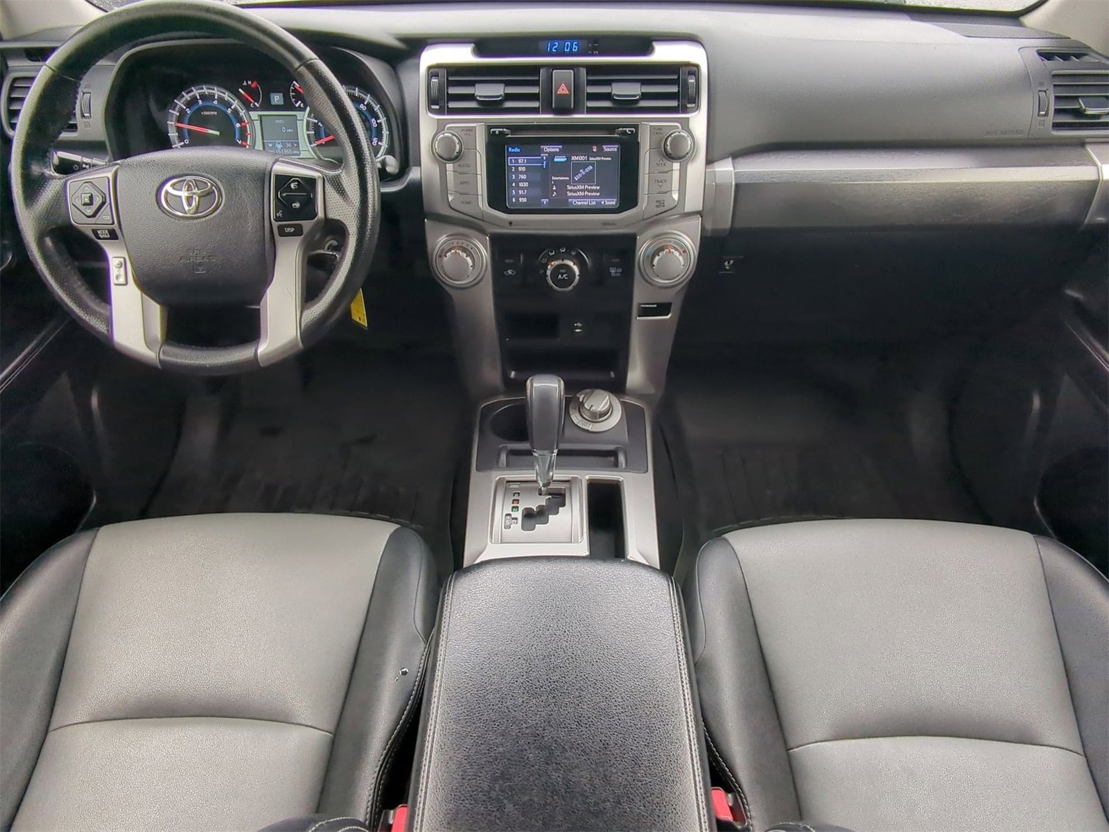 Thumbnail: 2015 Toyota 4Runner - 22