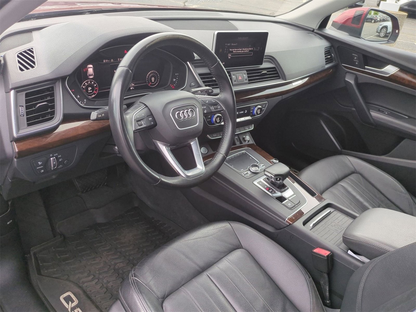 Thumbnail: 2020 Audi Q5 - 10