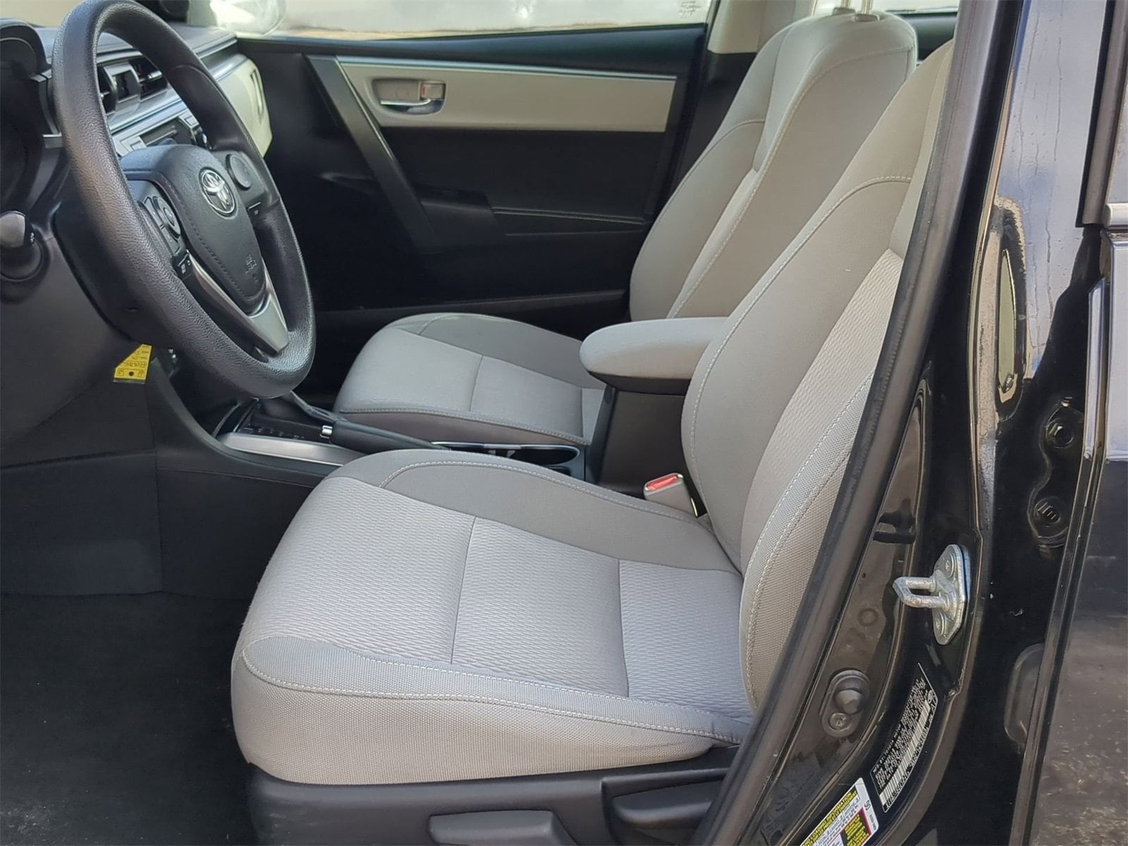 Thumbnail: 2014 Toyota Corolla - 23