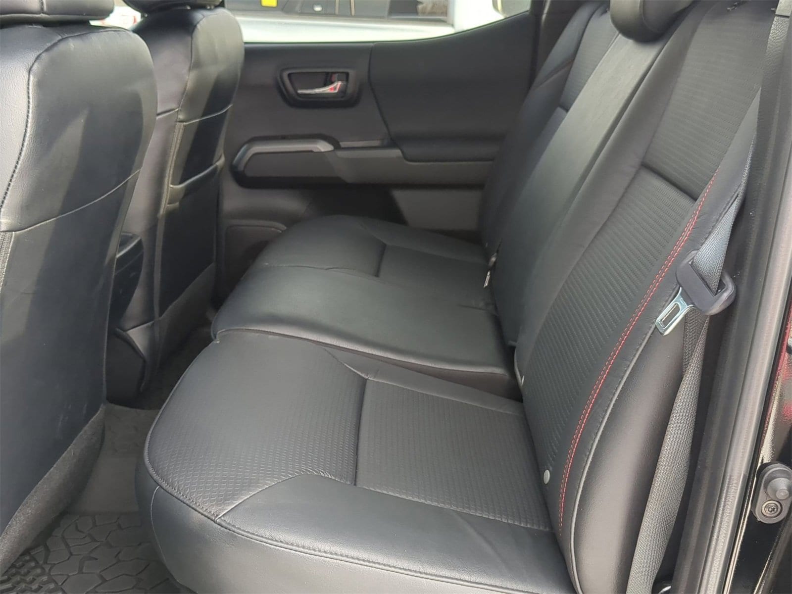 Thumbnail: 2023 Toyota Tacoma - 20