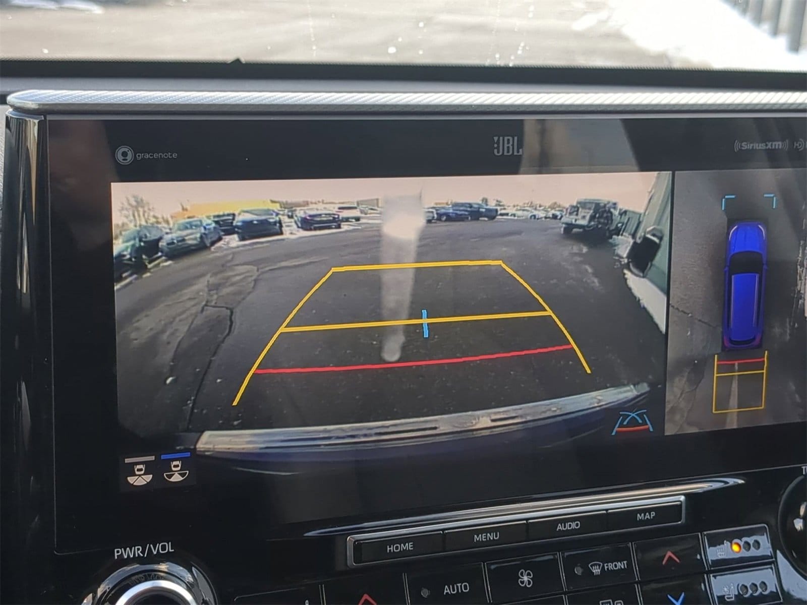 Thumbnail: 2022 Toyota Highlander - 32