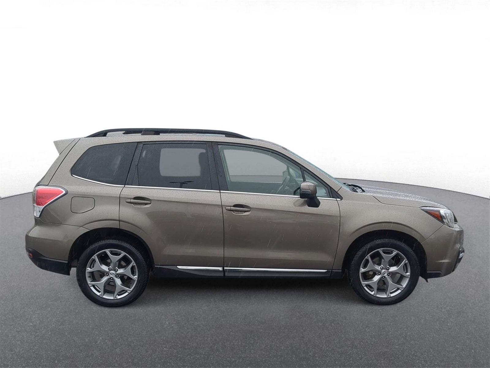 Thumbnail: 2017 Subaru Forester - 9