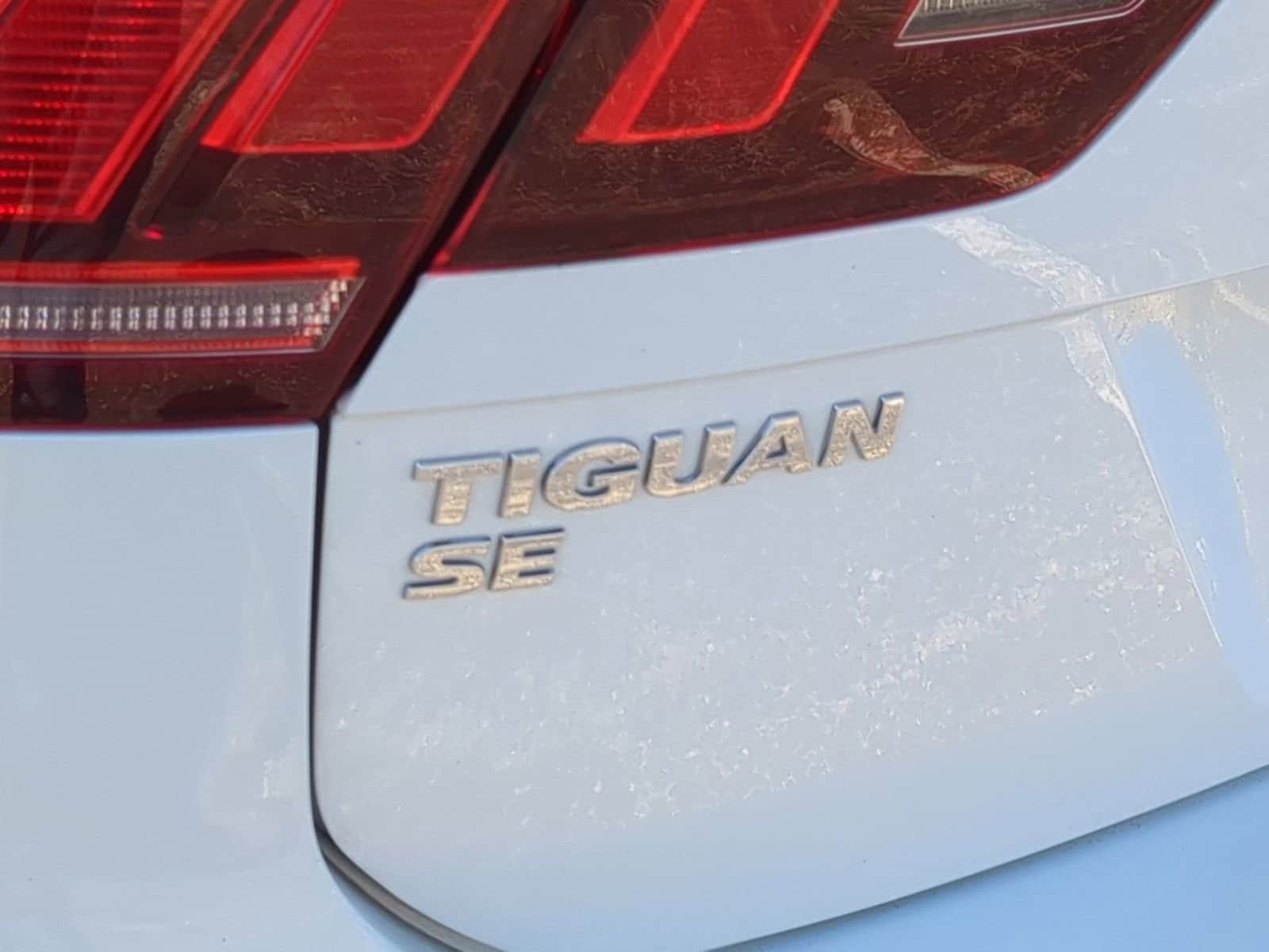 Thumbnail: 2018 Volkswagen Tiguan - 13