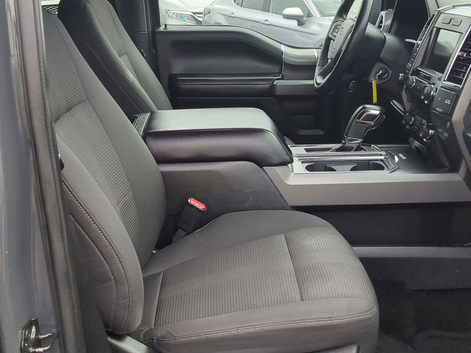 Thumbnail: 2016 Ford F-150 - 21