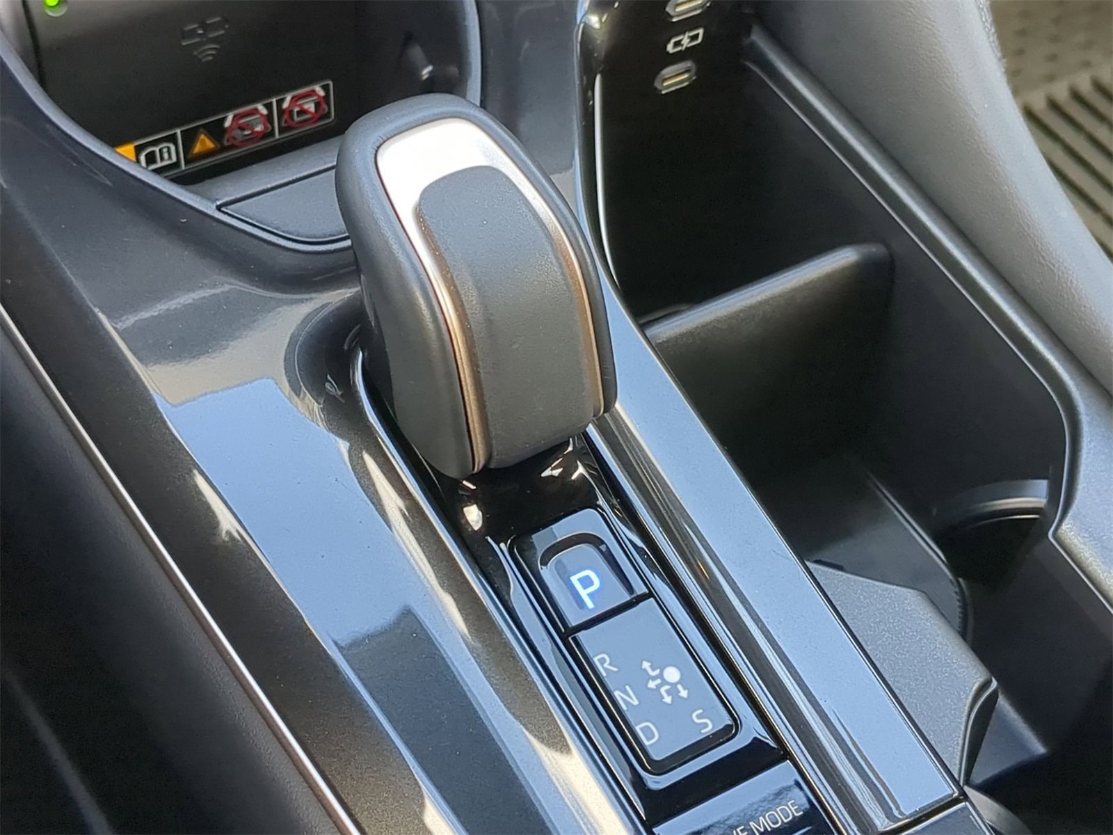 Thumbnail: 2025 Toyota Crown Signia - 36