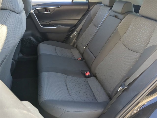 Thumbnail: 2021 Toyota RAV4 - 21