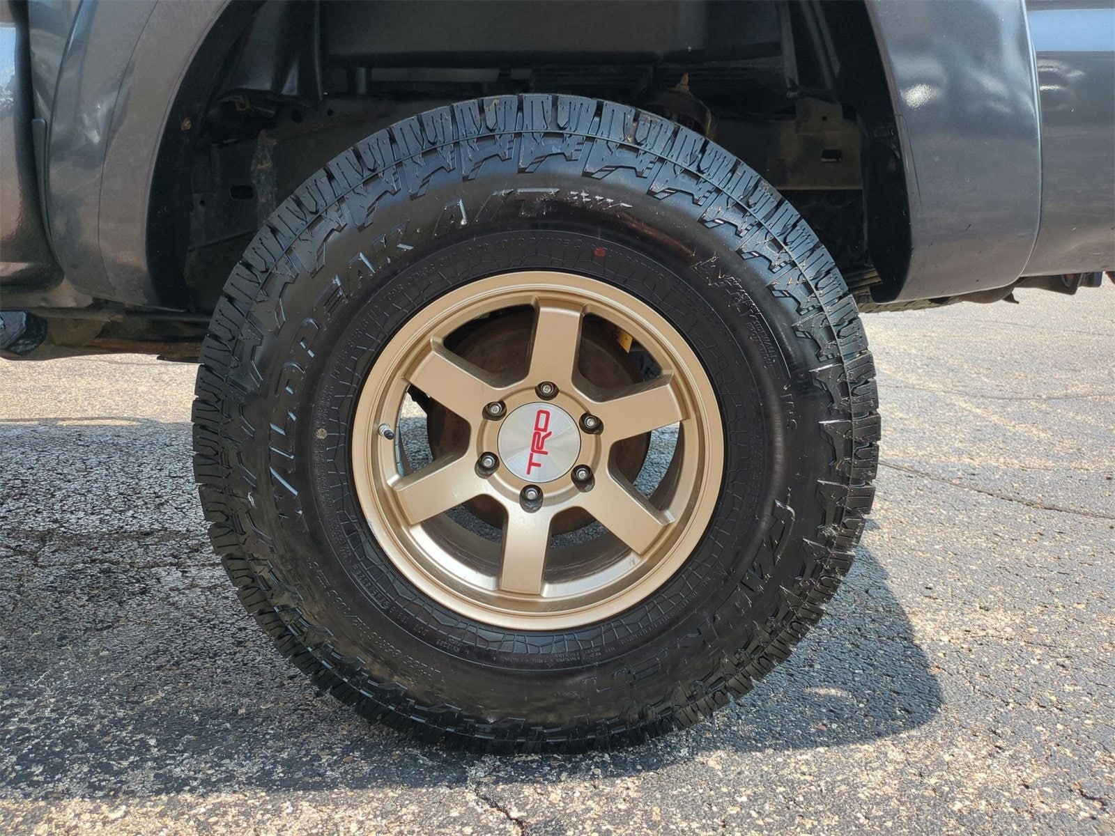 Thumbnail: 2014 Toyota Tacoma - 12