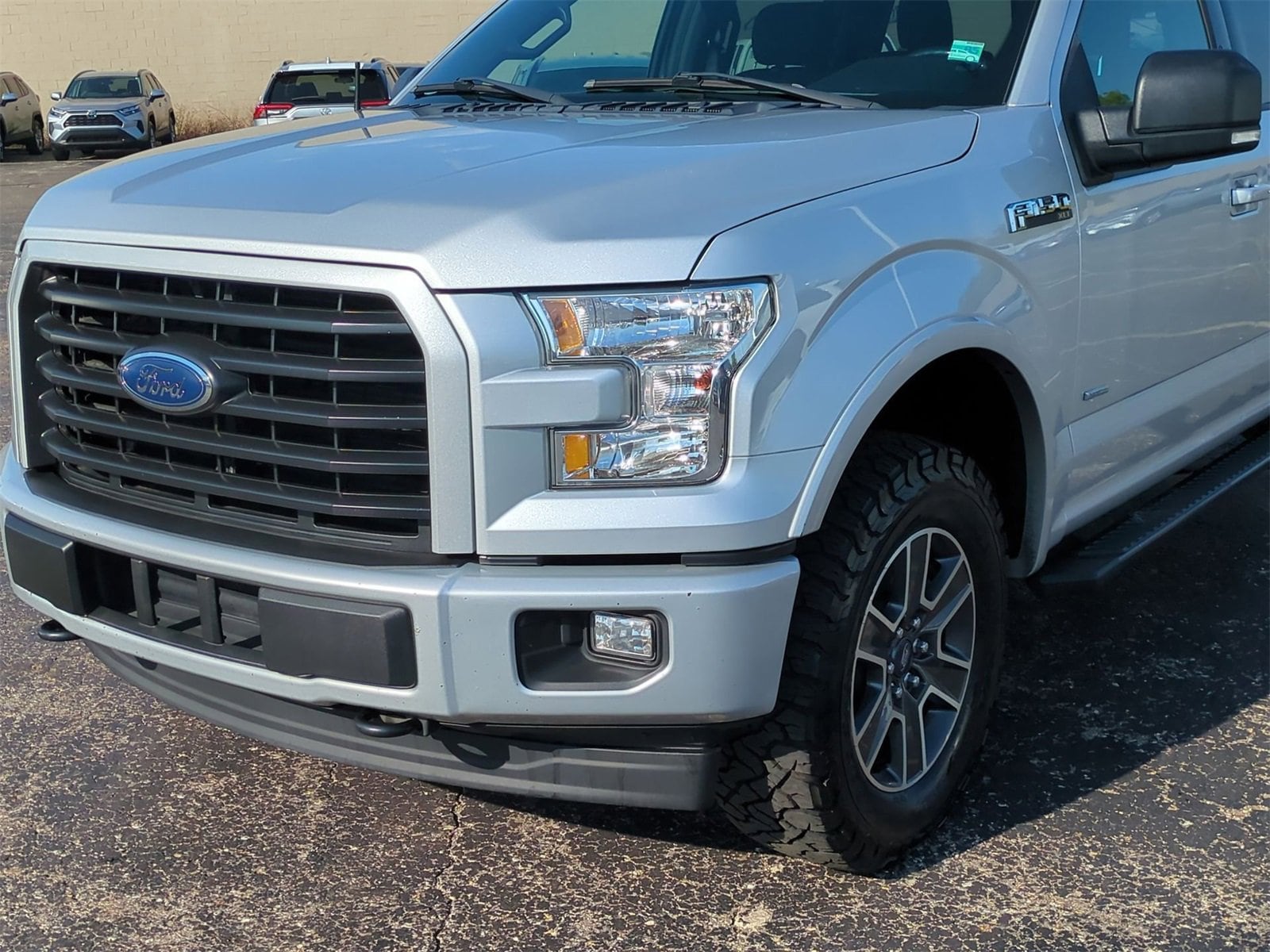 Thumbnail: 2017 Ford F-150 - 11