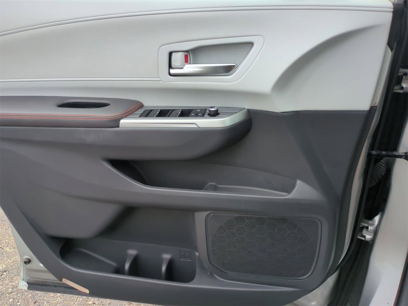 Thumbnail: 2021 Toyota Sienna - 29