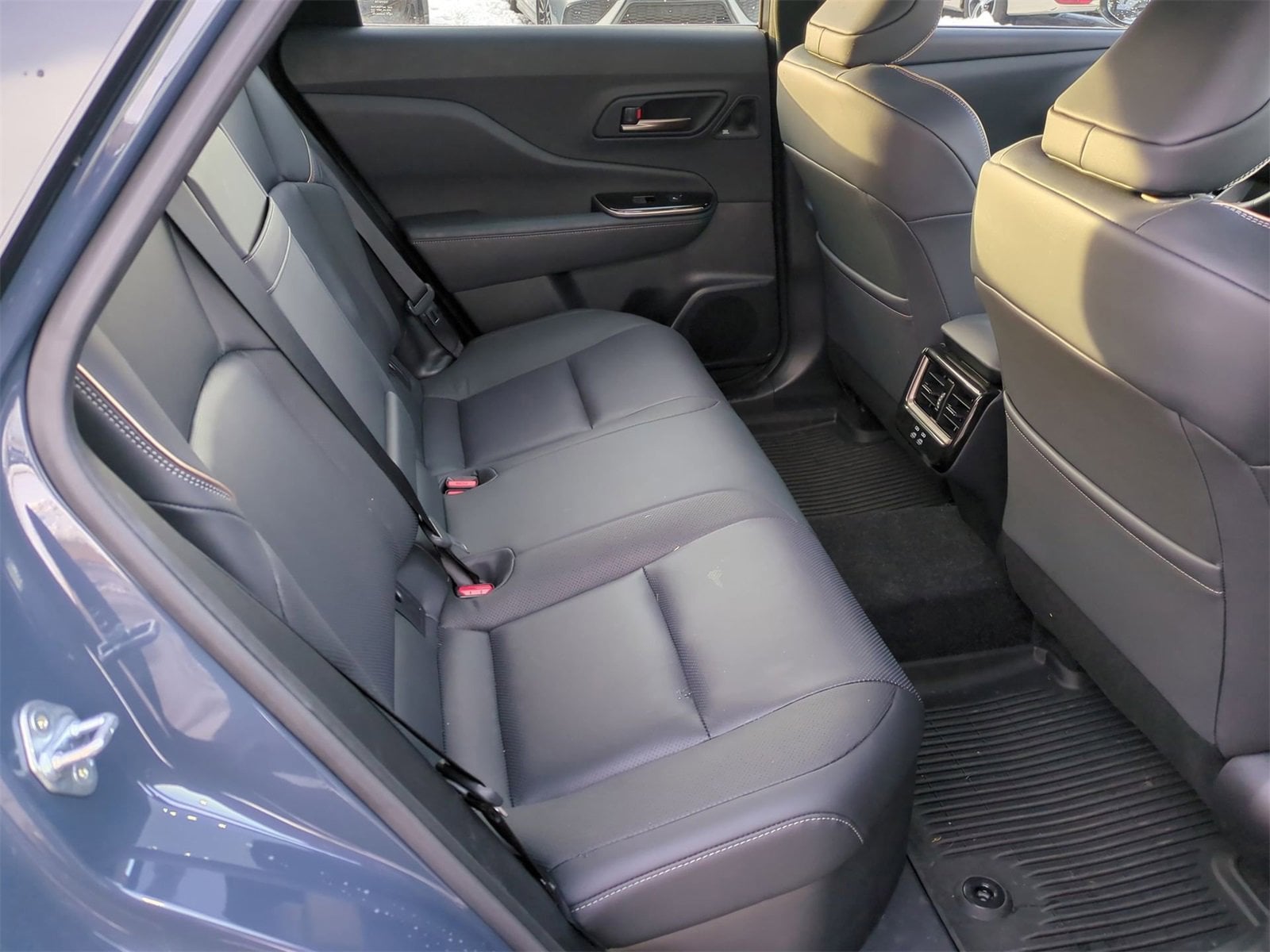 Thumbnail: 2025 Toyota Crown Signia - 20