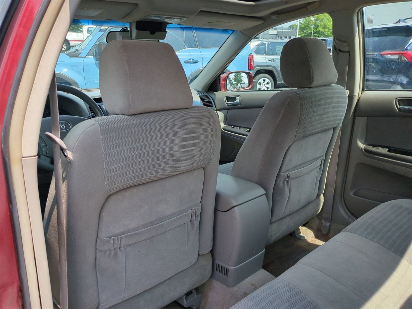 Thumbnail: 2005 Toyota Camry - 16