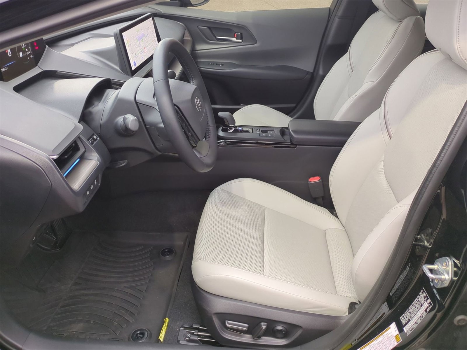 Thumbnail: 2025 Toyota Prius - 16