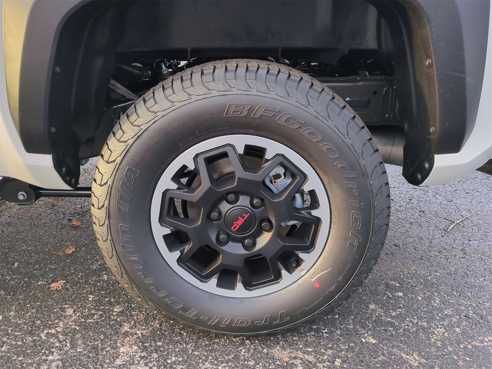 Thumbnail: 2025 Toyota Tacoma - 14