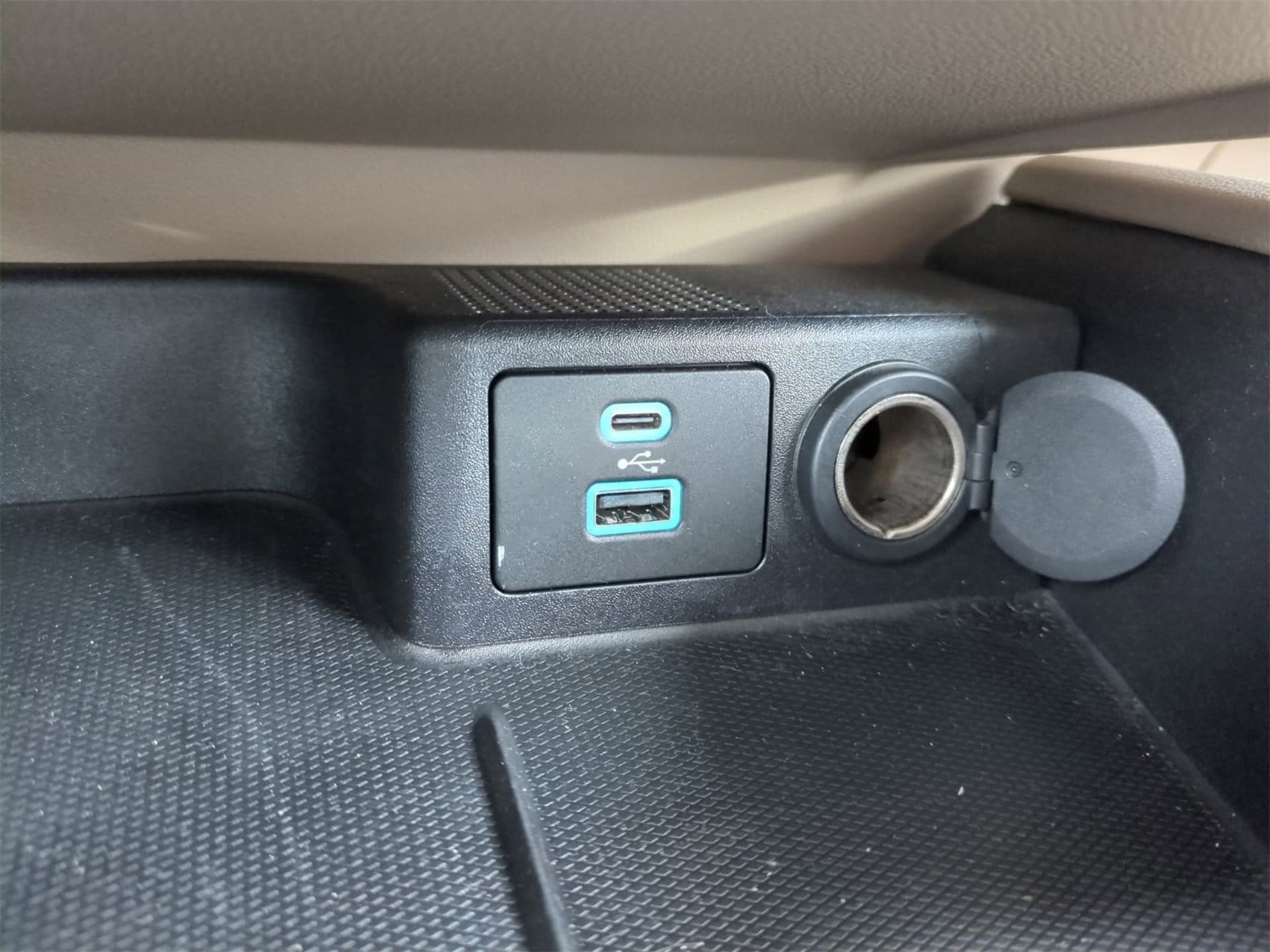 Thumbnail: 2020 Ford Escape - 30