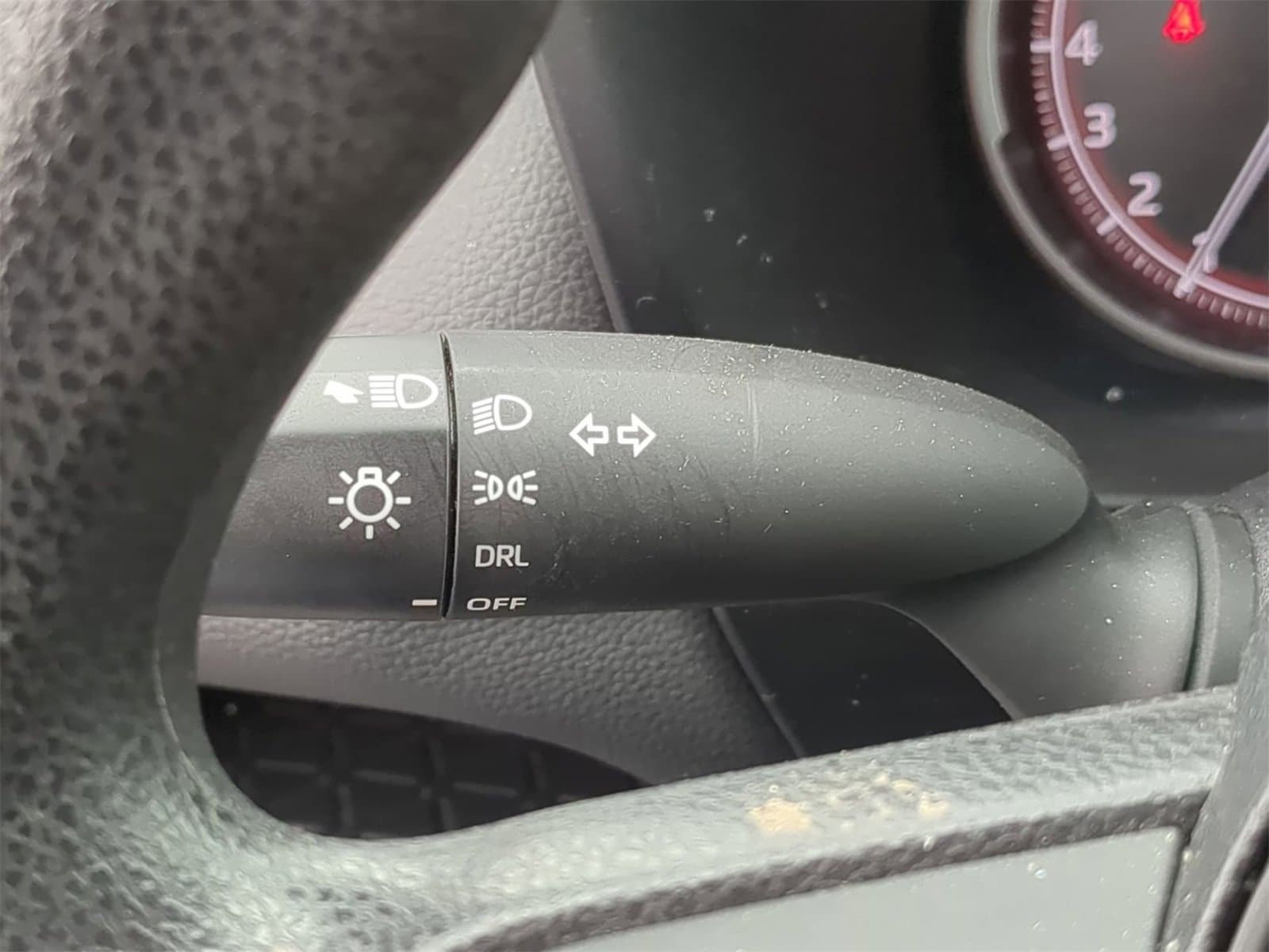 Thumbnail: 2023 Toyota RAV4 - 33