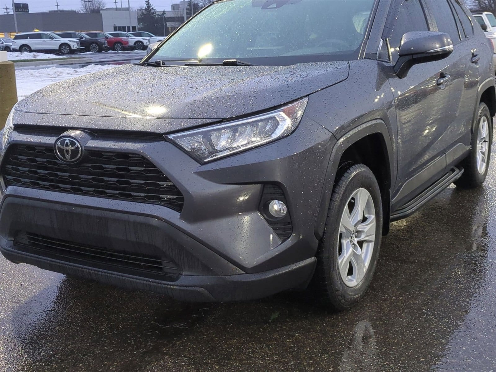 Thumbnail: 2021 Toyota RAV4 - 11