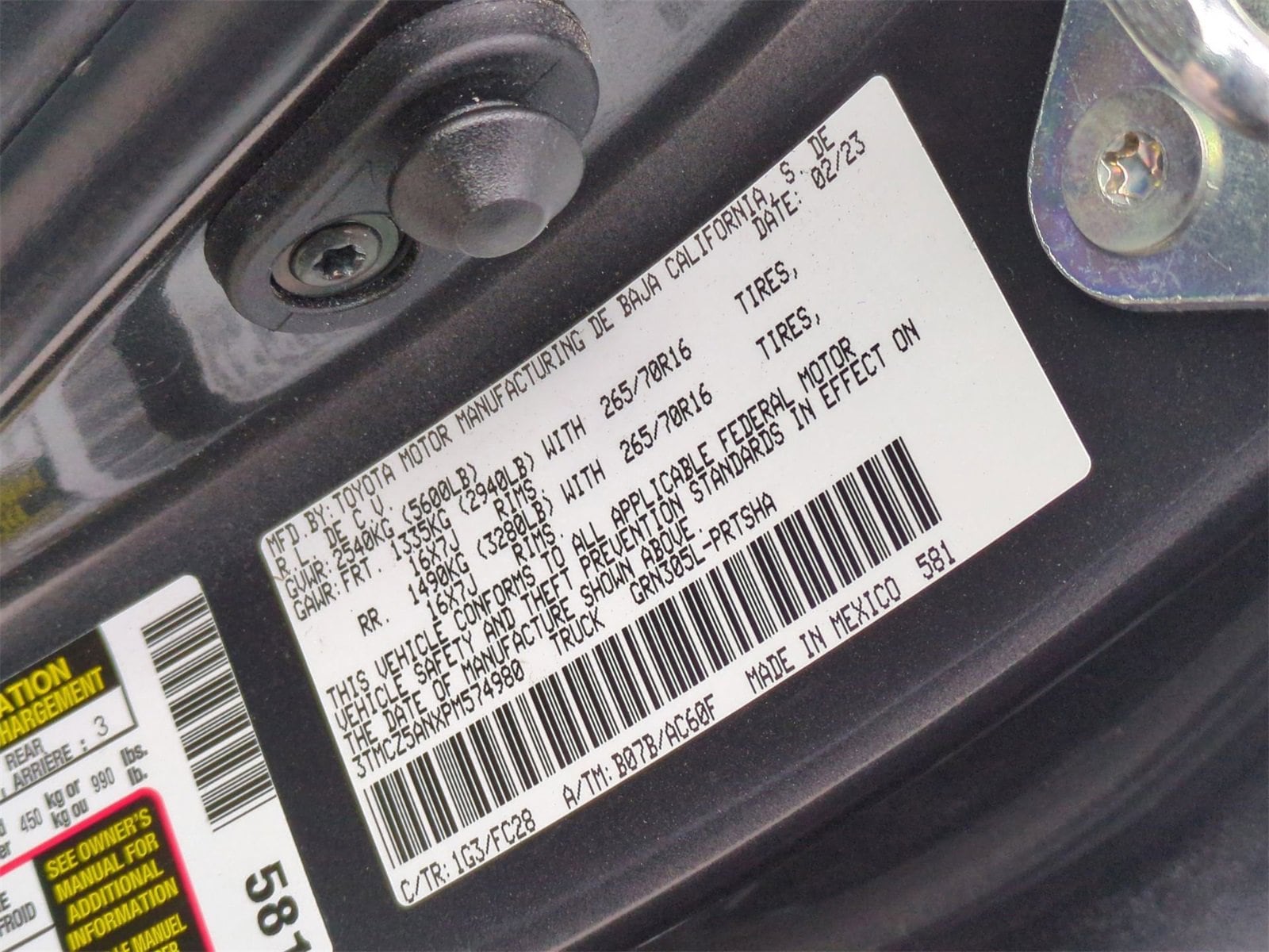 Thumbnail: 2023 Toyota Tacoma - 35