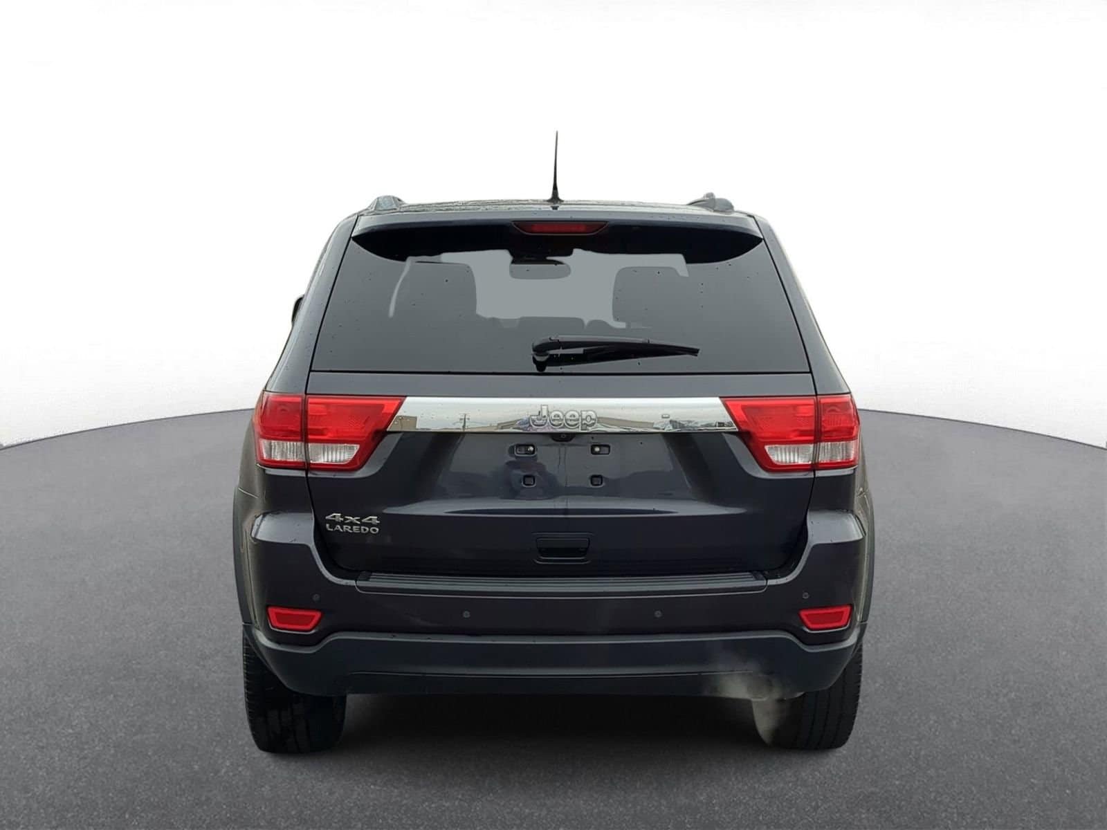 Thumbnail: 2013 Jeep Grand Cherokee - 7