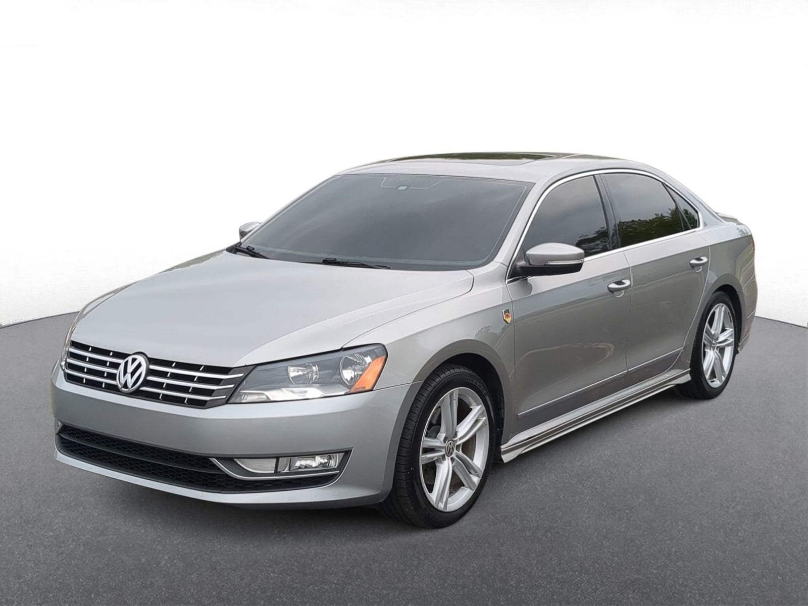 Thumbnail: 2014 Volkswagen Passat - 4