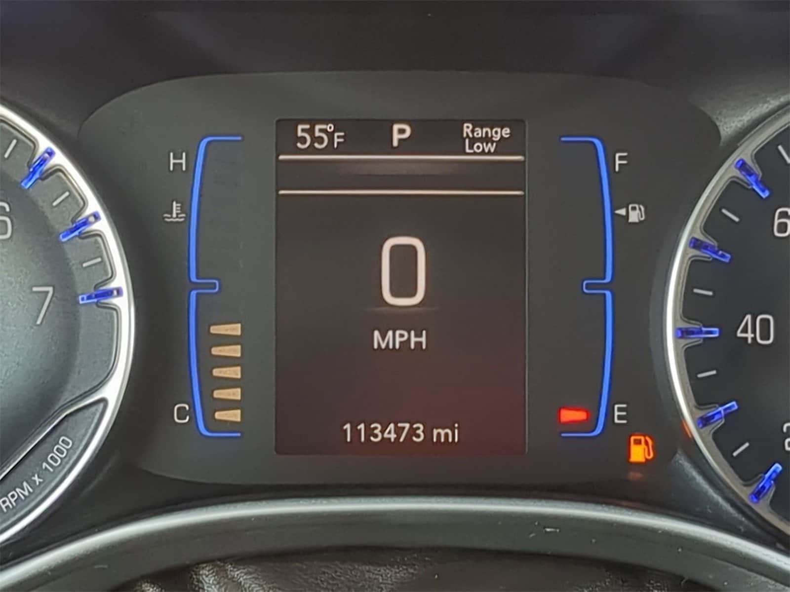 Thumbnail: 2018 Chrysler Pacifica - 31