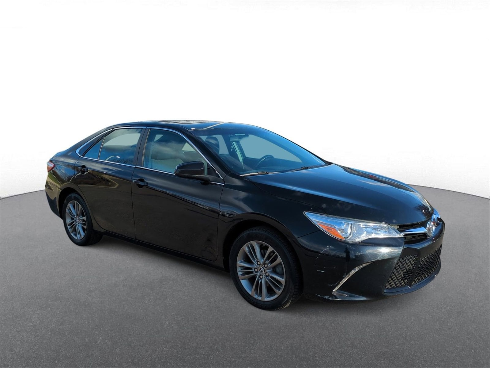 Thumbnail: 2016 Toyota Camry - 2