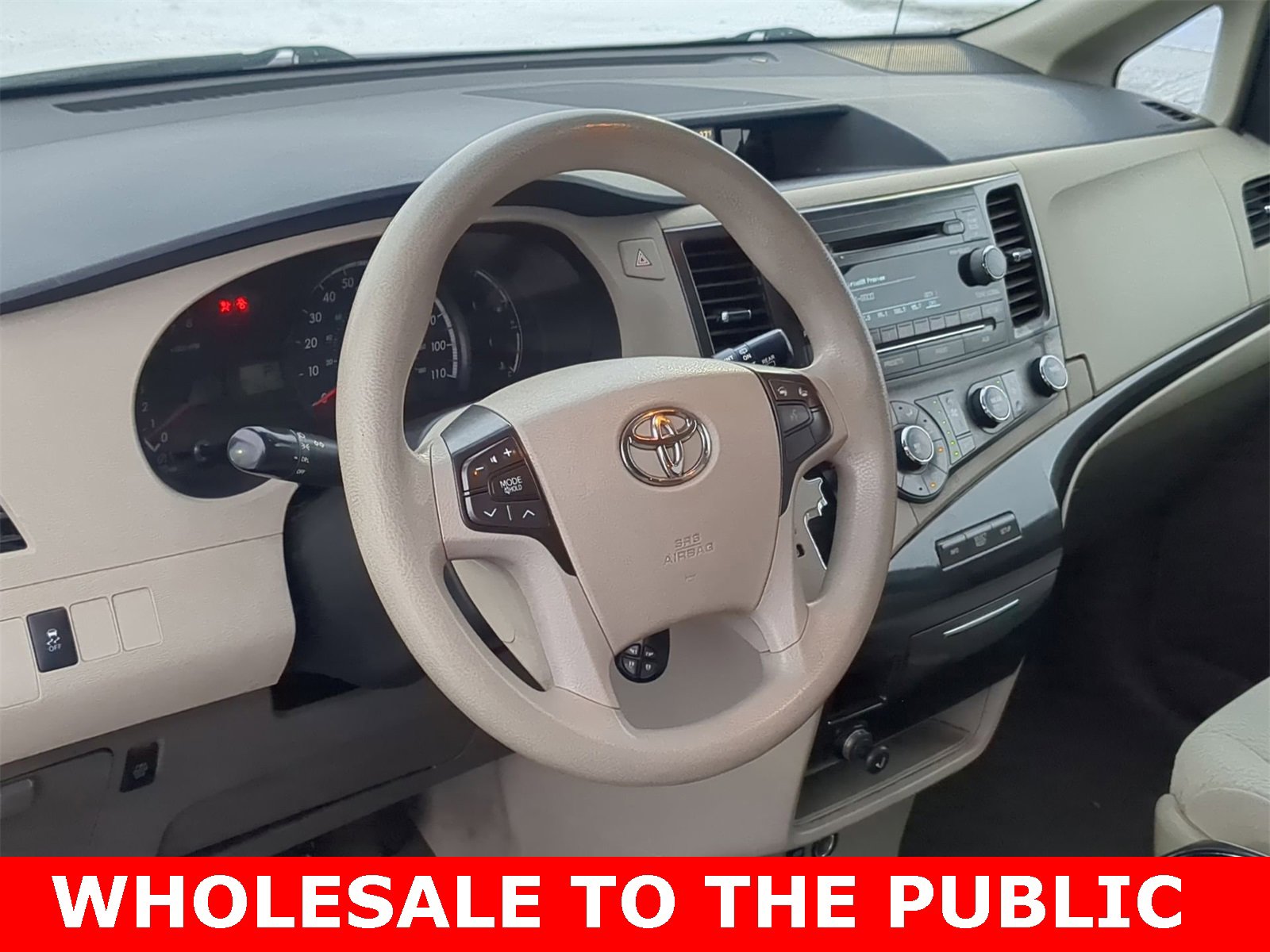 Thumbnail: 2012 Toyota Sienna - 10